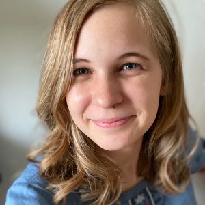 Meet your Posher, Emma